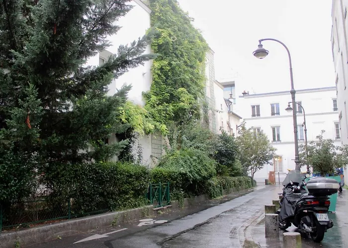 Cosy In The Heart Of The 15th Apartment Paris